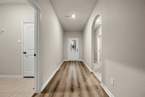 8957 Oval Glass ST, Conroe, TX 77304