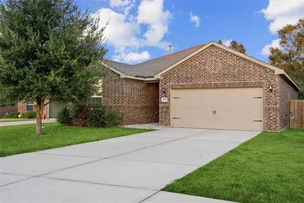 8957 Oval Glass ST, Conroe, TX 77304