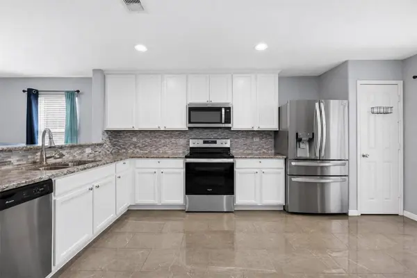 16454 Peyton Stone CIR, Houston, TX 77049