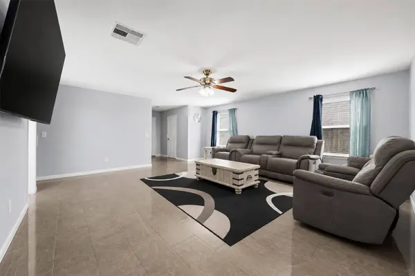 16454 Peyton Stone CIR, Houston, TX 77049