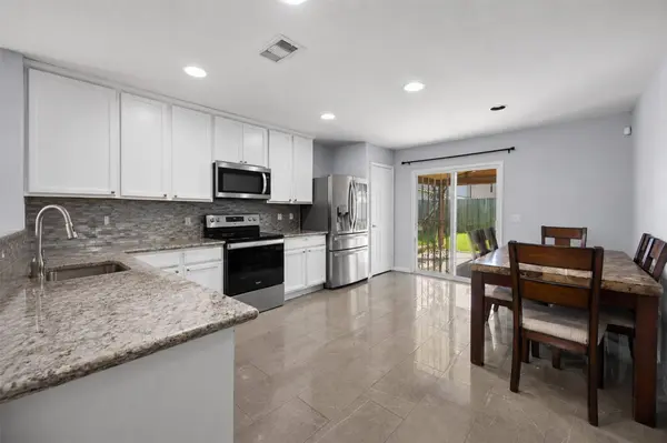 16454 Peyton Stone CIR, Houston, TX 77049