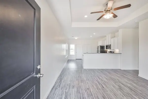 31 Road 5102, Cleveland, TX 77327
