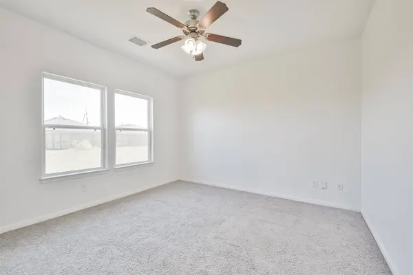31 Road 5102B, Cleveland, TX 77327