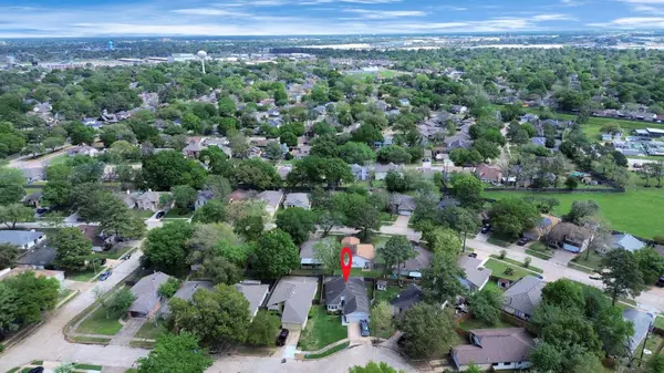 10414 Hidden Moon DR, Houston, TX 77064