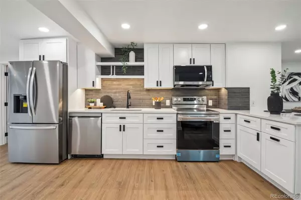 5515 Dudley CT, Arvada, CO 80002