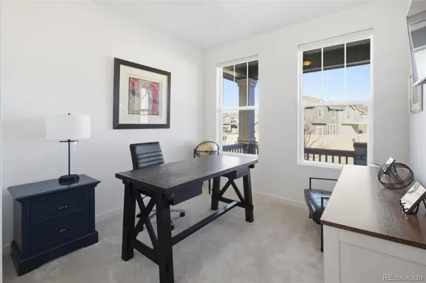 930 Thinleaf LN, Elizabeth, CO 80107