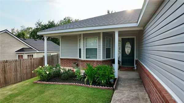 2664 Brookside St, Springdale, AR 72764