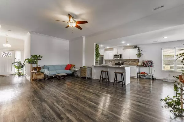 1709 S 11th Pl, Rogers, AR 72756