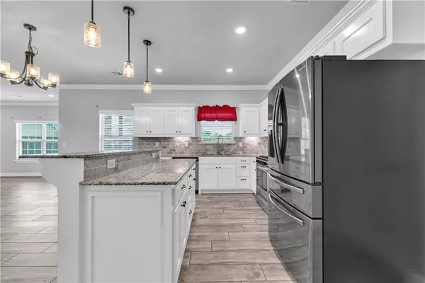 597 Quartz Way, Springdale, AR 72764