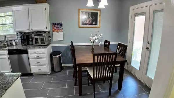 564 Branchwood Ave, Springdale, AR 72764