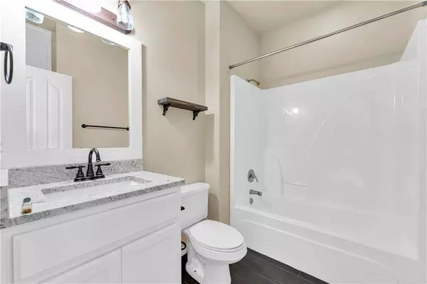 3955 Georgia St, Springdale, AR 72762