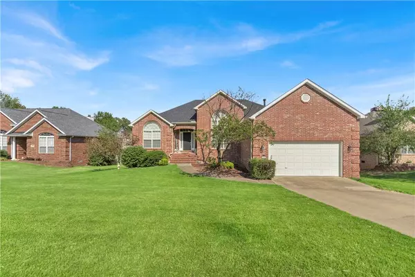 3955 Georgia St, Springdale, AR 72762