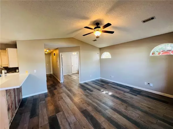 3119 W Essex Dr, Fayetteville, AR 72704