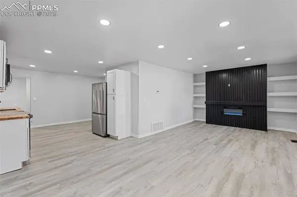 1928 E 10th ST, Pueblo, CO 81001