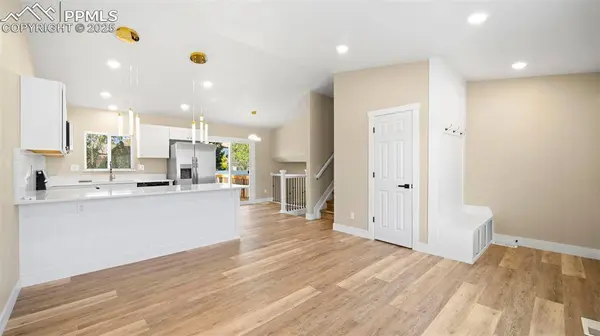 3114 Sunray PL, Colorado Springs, CO 80916