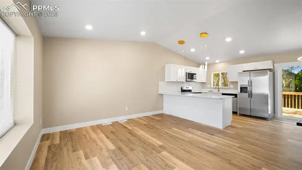 3114 Sunray PL, Colorado Springs, CO 80916