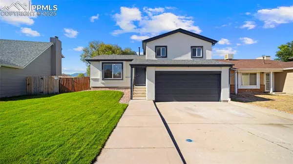 3114 Sunray PL, Colorado Springs, CO 80916