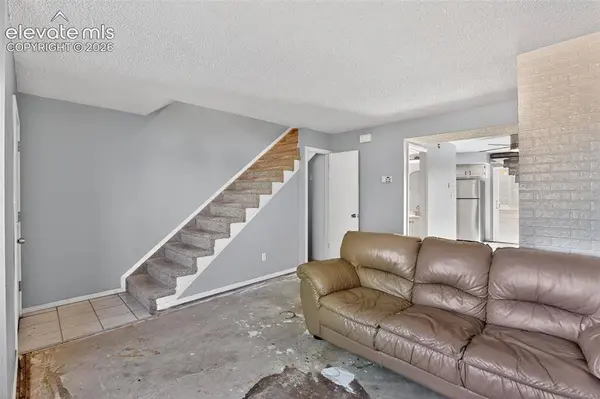 1469 Nokomis DR, Colorado Springs, CO 80915