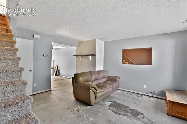 1469 Nokomis DR, Colorado Springs, CO 80915