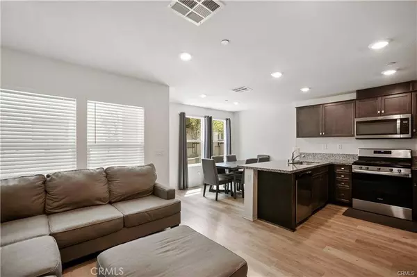 7155 Citrus AVE #320, Fontana, CA 92336