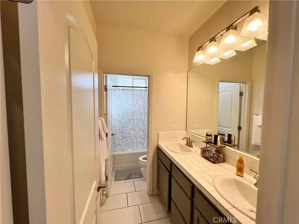 14206 Everton, Bakersfield, CA 93311