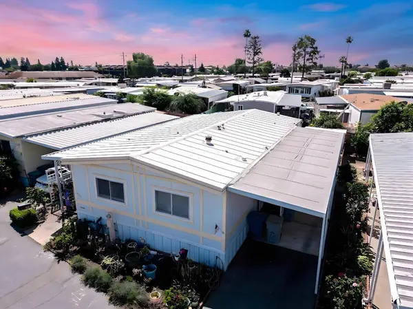 1724 Minnewawa AVE #131, Clovis, CA 93612