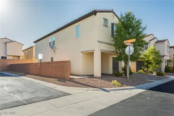 971 Huntington Cove Pkwy, Las Vegas, NV 89178