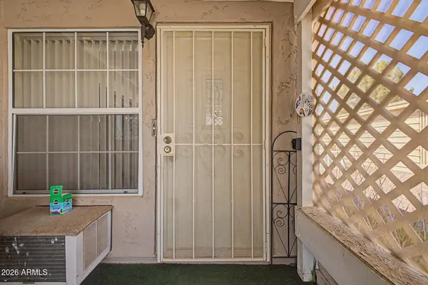 9346 E LAKESIDE Drive, Sun Lakes, AZ 85248