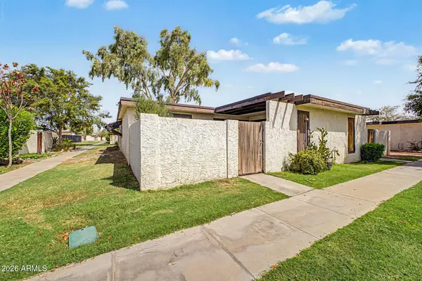 720 S Dobson Road #104, Mesa, AZ 85202