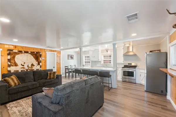 2403 Independence, Running Springs, CA 92382