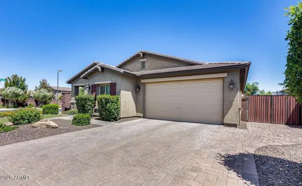 246 W White Oak Avenue, San Tan Valley, AZ 85140