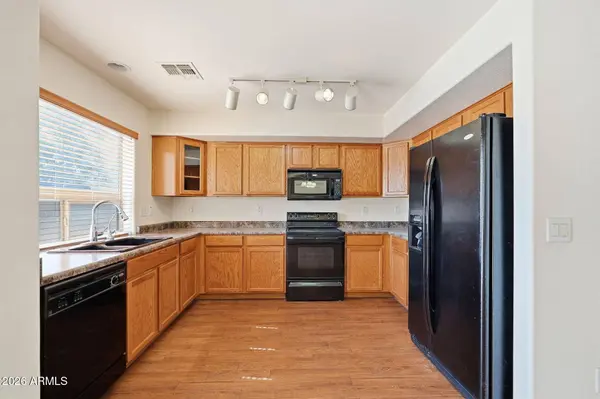 40871 W THORNBERRY Lane, Maricopa, AZ 85138