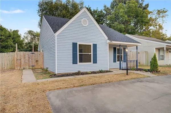 4805 Bonita Pl, Springdale, AR 72762