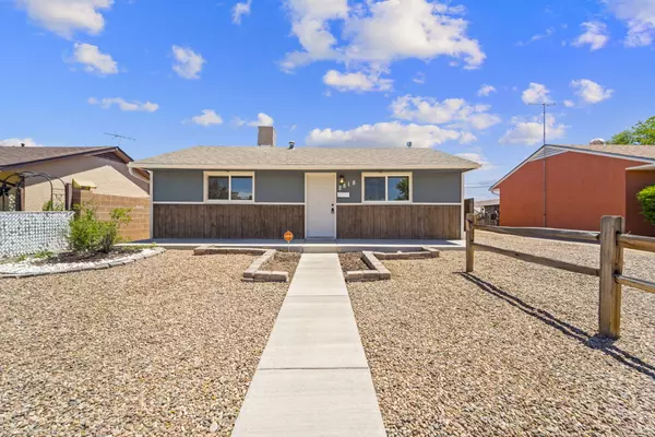 2518 Acero Ave, Pueblo, CO 81004-4108