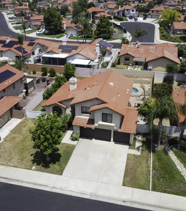 23790 Redbark Dr, Moreno Valley, CA 92557-3901