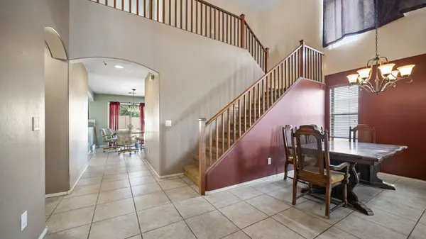 18182 W Desert Ln, Surprise, AZ 85388-1662