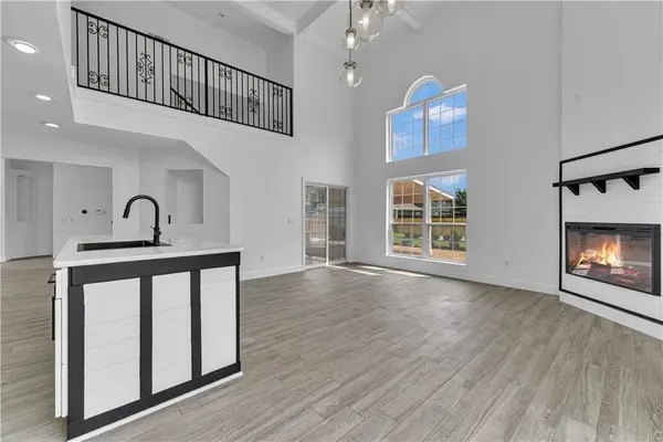 4275 Bell Flower Dr, Fayetteville, AR 72704