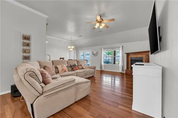 3106 SW Briar Creek Ave, Bentonville, AR 72713