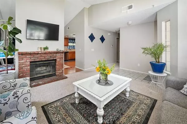 740 W Avenue H2, Lancaster, CA 93534