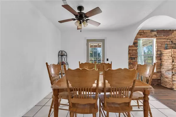 2205 S Harvey Wakefield Ave, Pea Ridge, AR 72751