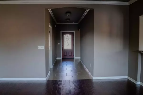 4302 W Murfield Dr, Rogers, AR 72758