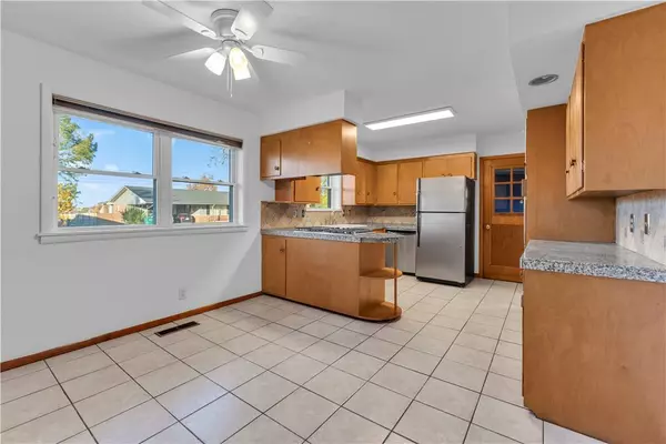 1208 W Cherry St, Rogers, AR 72756