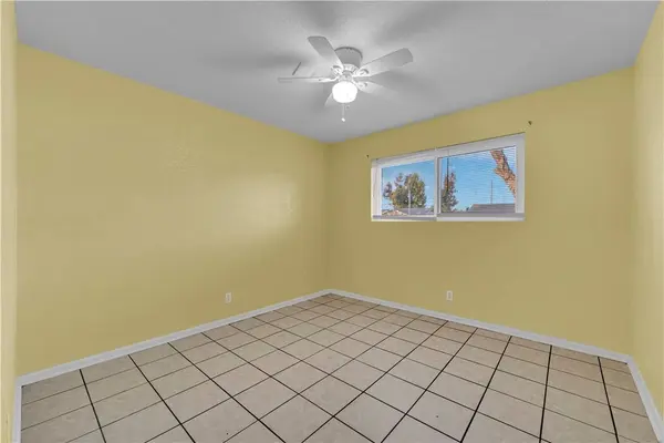 913 N 11 St, Rogers, AR 72756