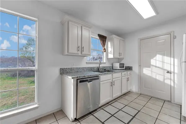 108 S Brandon St, Lowell, AR 72745