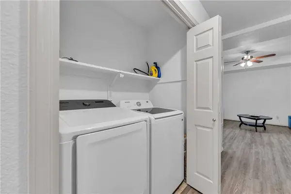 108 S Brandon St, Lowell, AR 72745