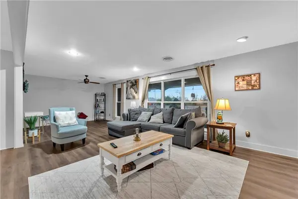 1003 W Price Ln, Rogers, AR 72758