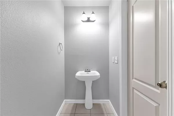 228 and 230 Copper Oaks Dr, Centerton, AR 72719