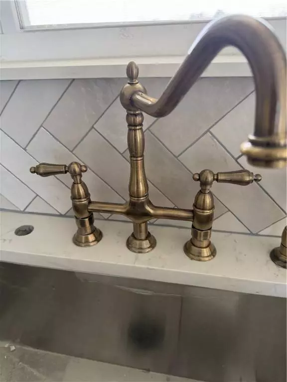 24023 Stargaze Ln, Gravette, AR 72736