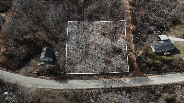 Lopez Dr, Rogers, AR 72758