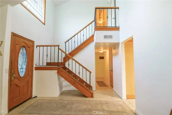 25426 Avenida Escalera, Valencia, CA 91355